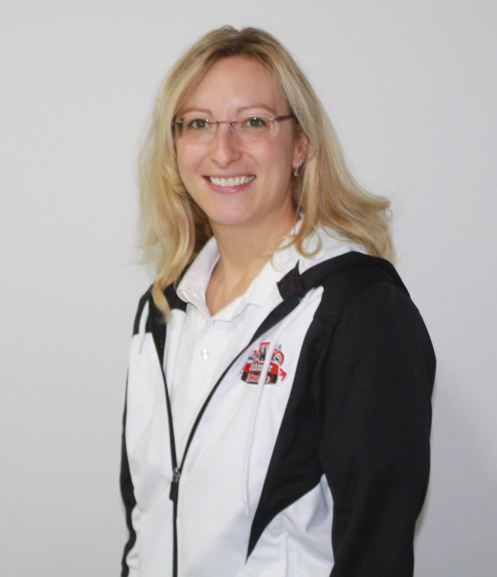 Stefanie, Büroassistentin bei der Schanzer Fahrschule